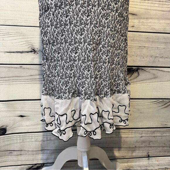 April Cornell Vintage 90s Black & White Patterned Ruffle Dress - Picture 2 of 8
